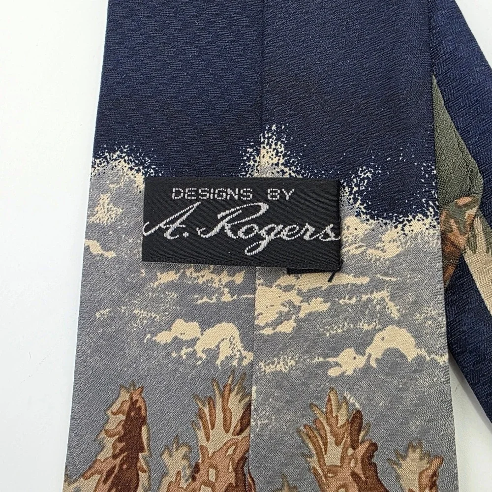 A ROGERS HUNTING DOG TIE MENS CLASSIC NECK OUTDOORS SPORTING VINTAGE 90S NWOT